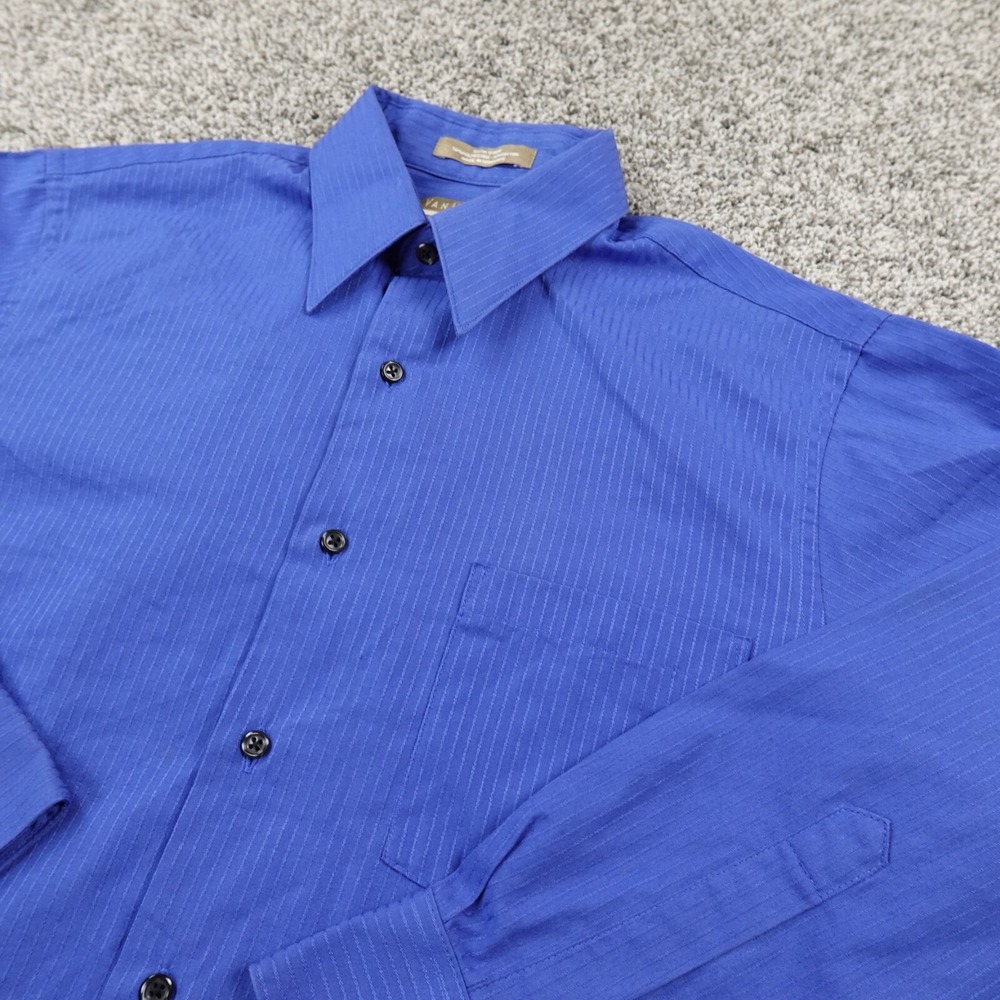 Van Heusen Shirt Mens 15 32/33 M Blue Long Sleeve Button Up Wrinkle Free Satin